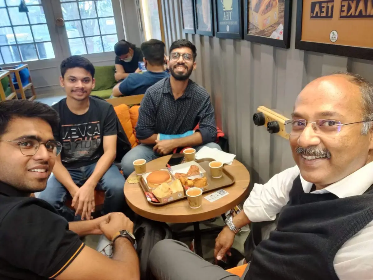 Behind the scenes 15